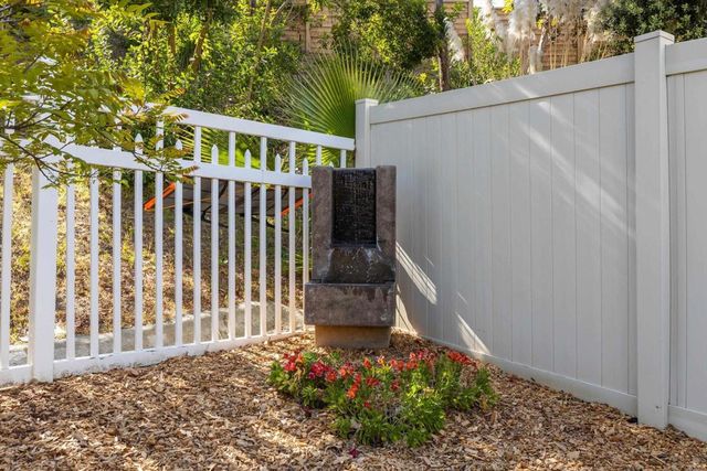 1136 Monterey Place, Encinitas, CA 92024