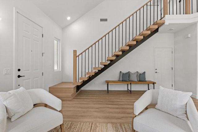 1136 Monterey Place, Encinitas, CA 92024