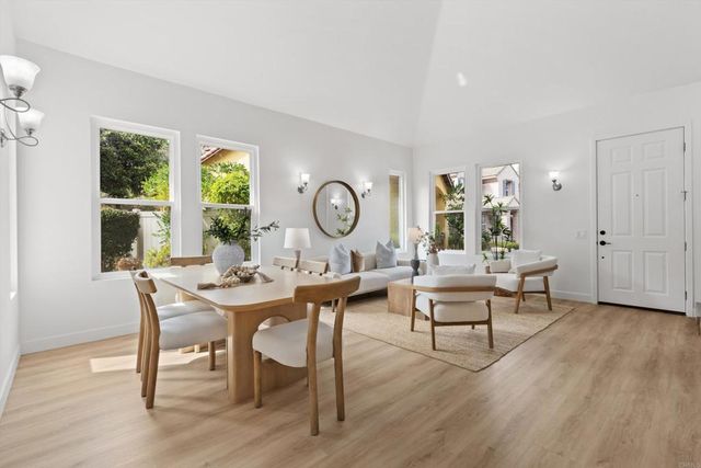1136 Monterey Place, Encinitas, CA 92024