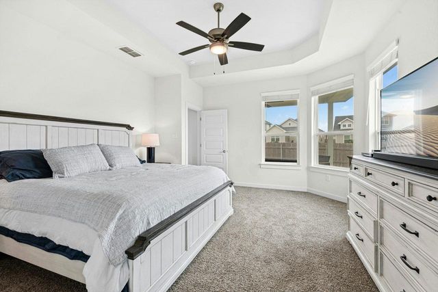 180 Yellowstone DR, Kyle, TX 78640