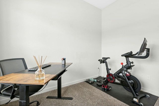 180 Yellowstone DR, Kyle, TX 78640
