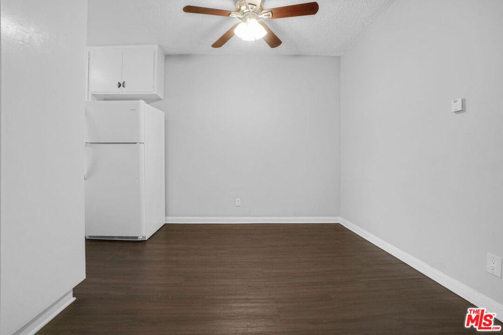 Image 19 of property listing at 11943 Kiowa Avenue, Los Angeles, CA 90049