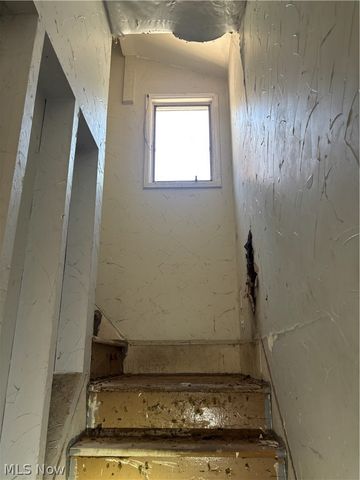 1929 W 57th Street, Cleveland, OH 44102