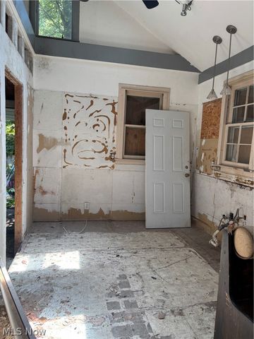 1929 W 57th Street, Cleveland, OH 44102