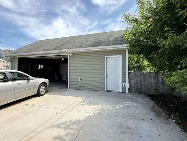 1244 Trimberger COURT, Sheboygan, WI 53081