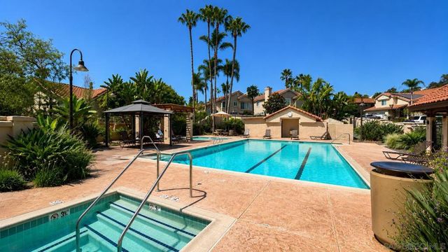 7007 Via Padilla, Carlsbad, CA 92009
