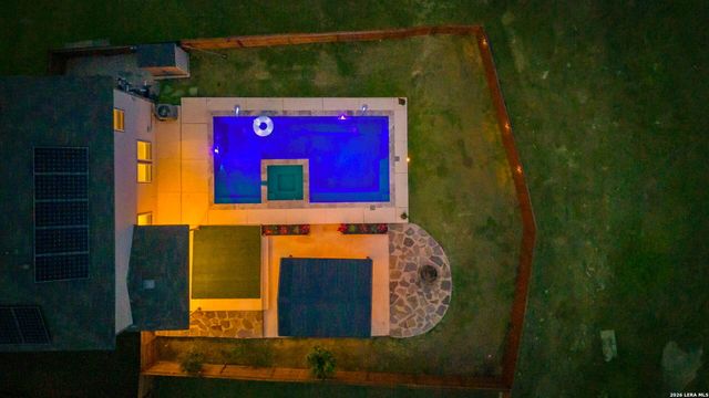 10110 Cowboy Ln, San Antonio, TX 78254