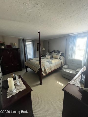 7201 Autumn Bent Way, Crestwood, KY 40014