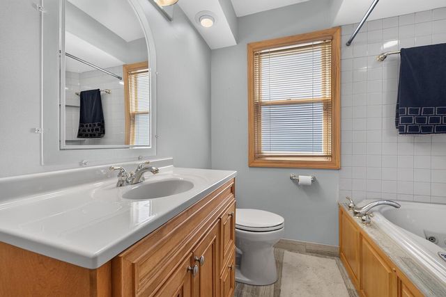 2522 Buchanan ROAD, Kenosha, WI 53143