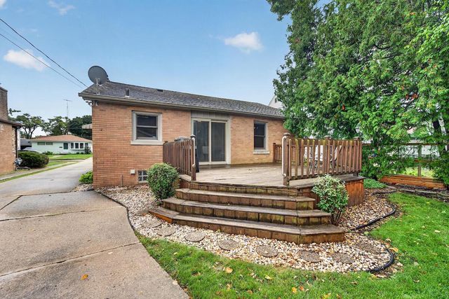 2522 Buchanan ROAD, Kenosha, WI 53143