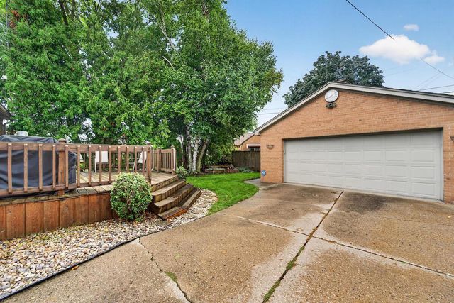 2522 Buchanan ROAD, Kenosha, WI 53143