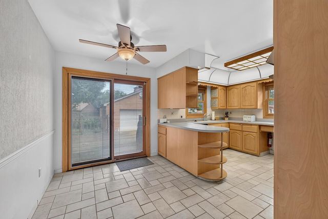 2522 Buchanan ROAD, Kenosha, WI 53143