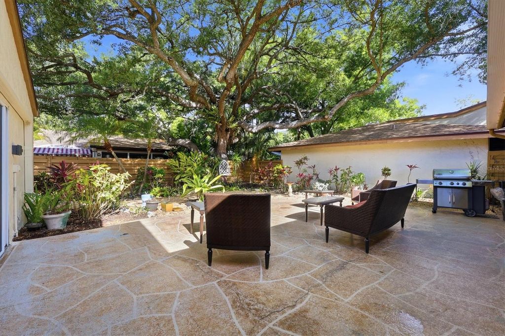 Image 12 of property listing at 2510 NIGHTINGALE LANE 54, Bradenton, FL 34209