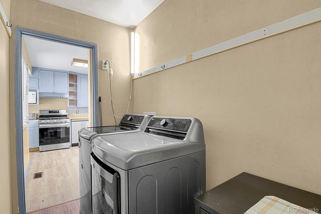 1881 E 95th Avenue, Thornton, CO 80229