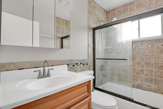 1881 E 95th Avenue, Thornton, CO 80229