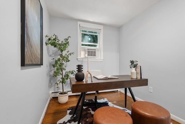 136A Belgrade Ave, Boston, MA 02131