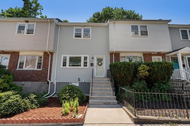 136A Belgrade Ave, Boston, MA 02131