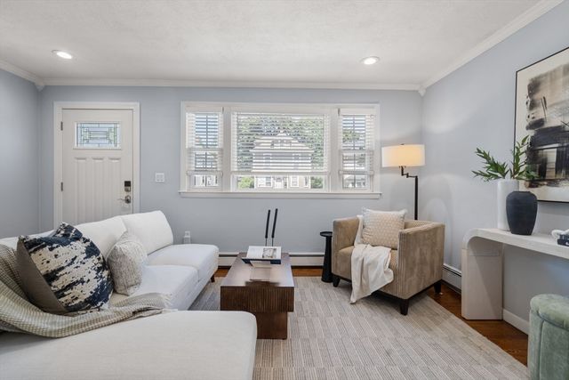 136A Belgrade Ave, Boston, MA 02131