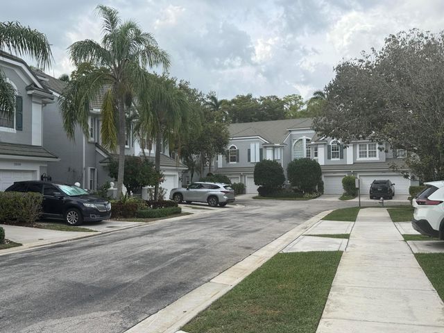 21543 St Andrews Grand Circle 41, Boca Raton, FL 33486