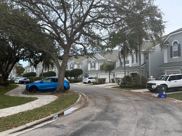 21543 St Andrews Grand Circle 41, Boca Raton, FL 33486