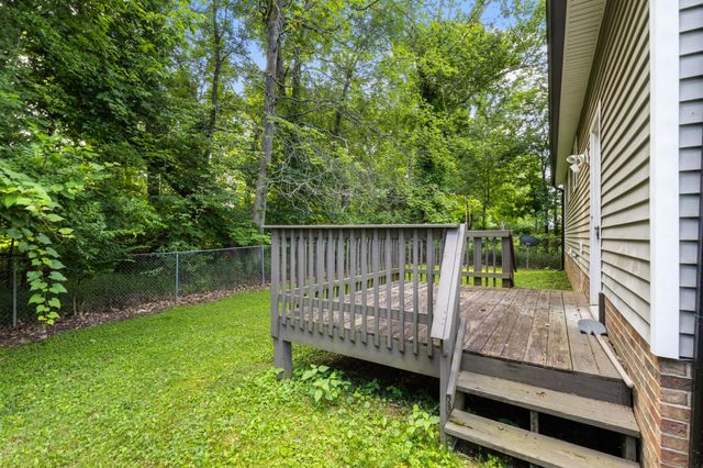 423 Donna Dr, Clarksville, TN 37042