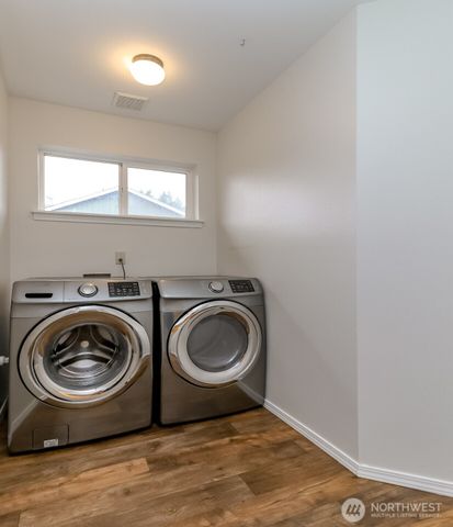 12516 204th Avenue Ct E, Bonney Lake, WA 98391