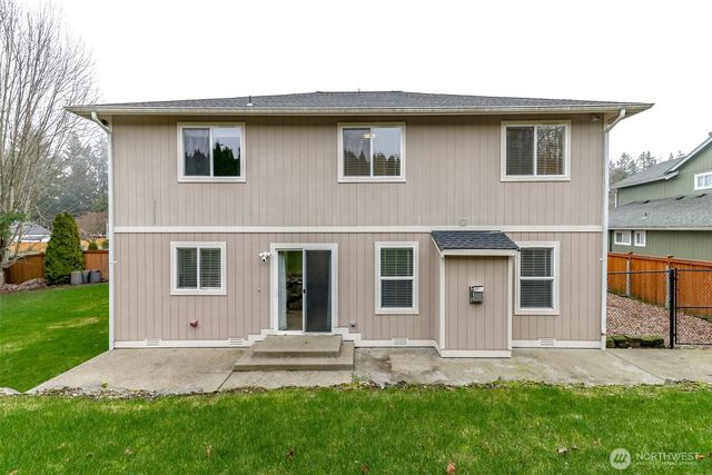 12516 204th Avenue Ct E, Bonney Lake, WA 98391