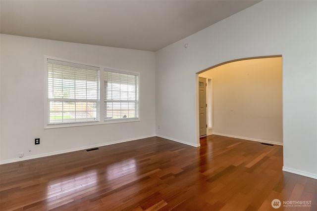 12516 204th Avenue Ct E, Bonney Lake, WA 98391