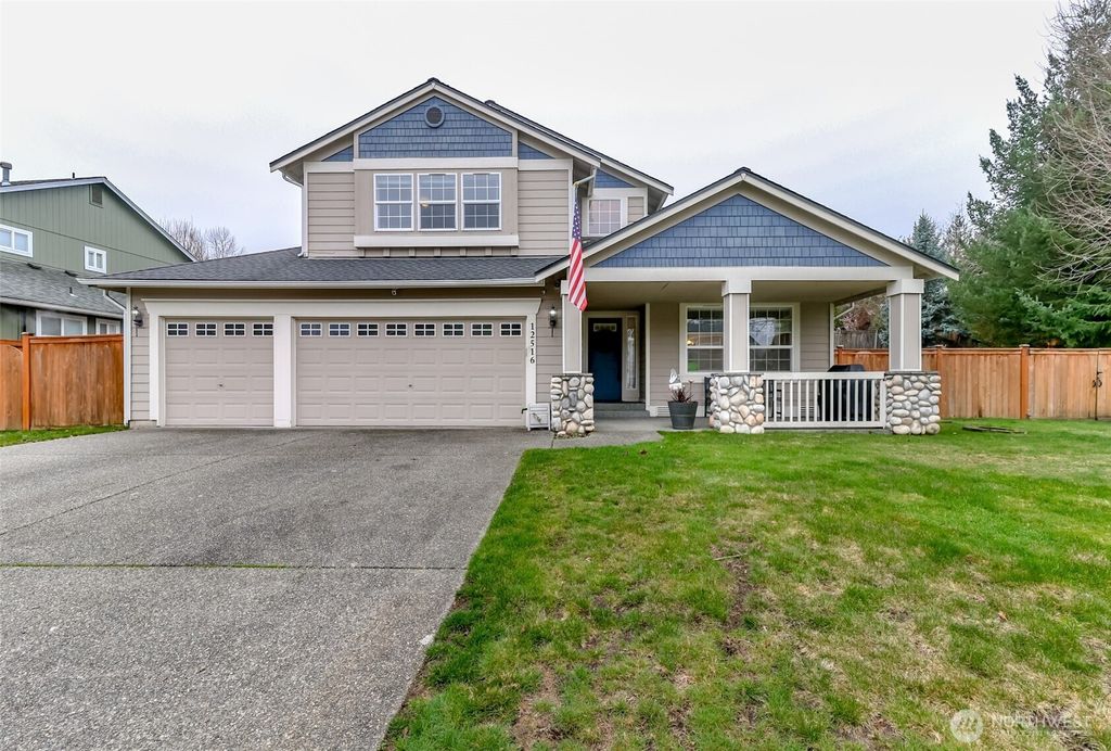 12516 204th Avenue Ct E, Bonney Lake, WA 98391