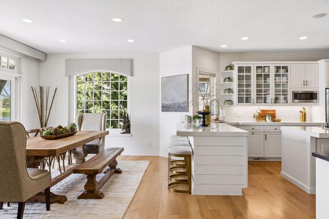 9250 Breckenridge Lane, Eden Prairie, MN 55347