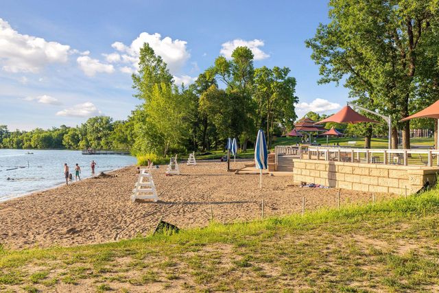 9250 Breckenridge Lane, Eden Prairie, MN 55347