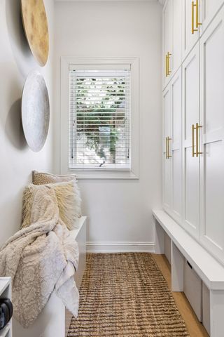 9250 Breckenridge Lane, Eden Prairie, MN 55347