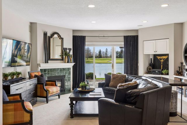 9250 Breckenridge Lane, Eden Prairie, MN 55347