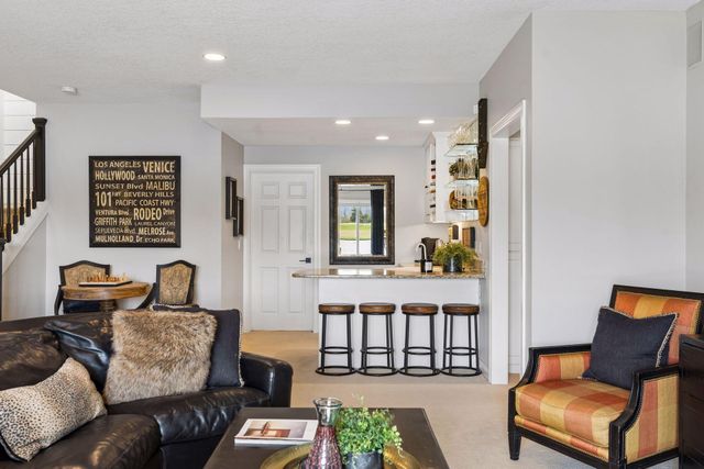 9250 Breckenridge Lane, Eden Prairie, MN 55347