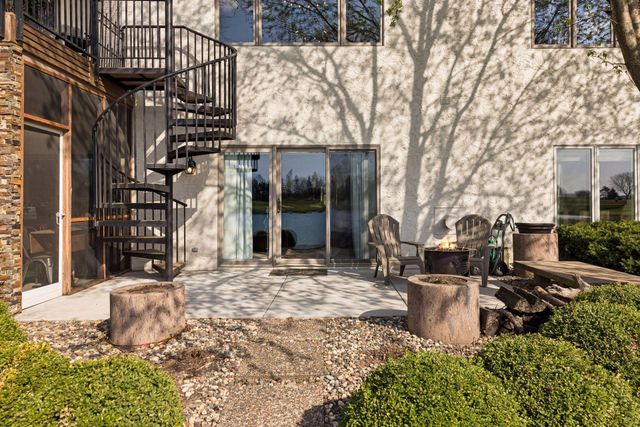 9250 Breckenridge Lane, Eden Prairie, MN 55347
