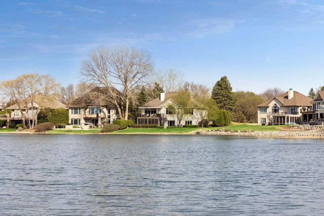 9250 Breckenridge Lane, Eden Prairie, MN 55347