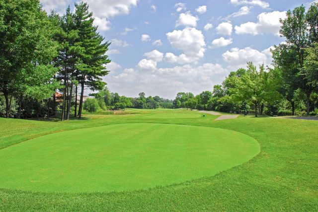 9250 Breckenridge Lane, Eden Prairie, MN 55347