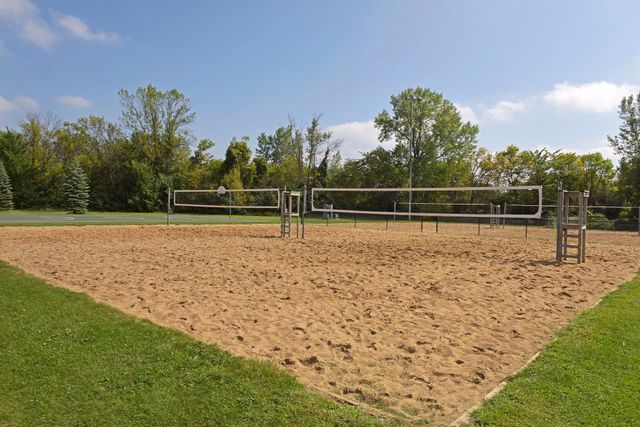 9250 Breckenridge Lane, Eden Prairie, MN 55347