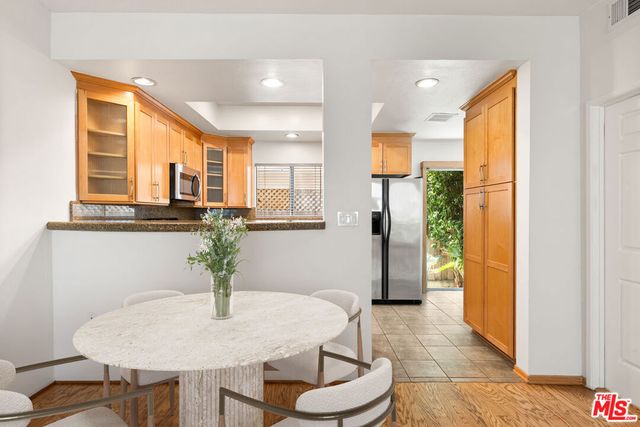 938 18th Street 5, Santa Monica, CA 90403