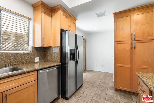 938 18th Street 5, Santa Monica, CA 90403