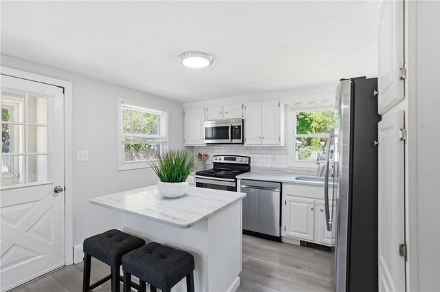 169 Cady Avenue, Warwick, RI 02889