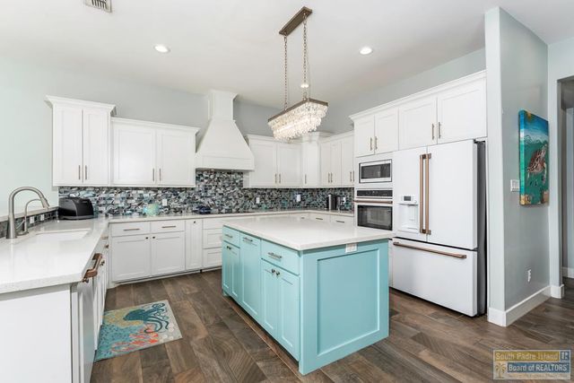 134 Oleander Dr., Laguna Vista, TX 78578