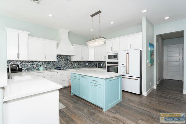 134 Oleander Dr., Laguna Vista, TX 78578