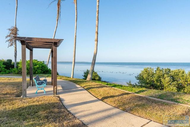 134 Oleander Dr., Laguna Vista, TX 78578