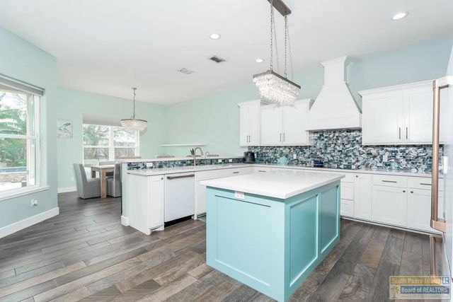 134 Oleander Dr., Laguna Vista, TX 78578