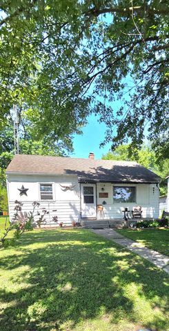 410 N Polk Street, Morocco, IN 47963