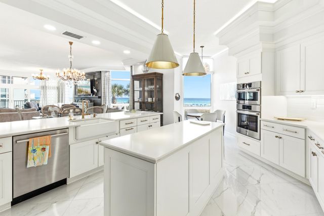 950 US-98 6021, Destin, FL 32541