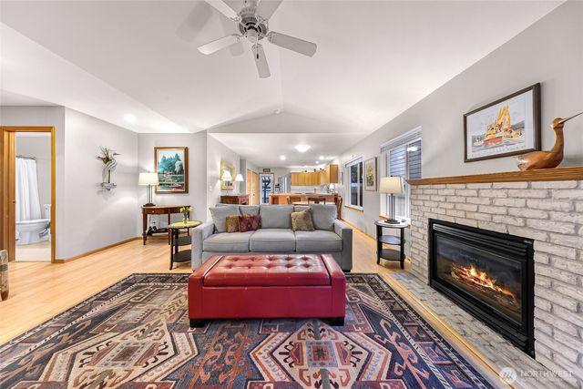 2934 Pacific Street, Bellingham, WA 98226