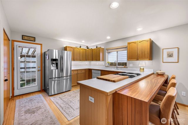 2934 Pacific Street, Bellingham, WA 98226