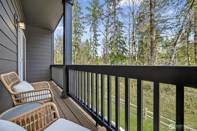 9390 Shale Avenue NW, Silverdale, WA 98383